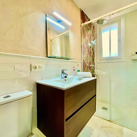 Click Triana Apartment Sevilla Buitenkant foto